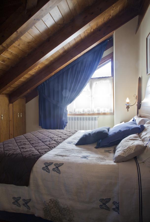 Apartamentos El Rincon De Benas Benasque Bagian luar foto